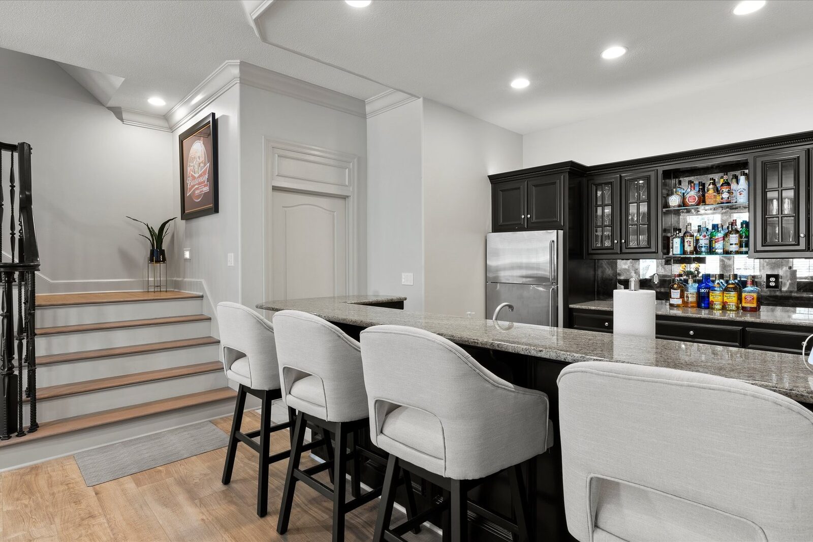Private Entertaining Lounge